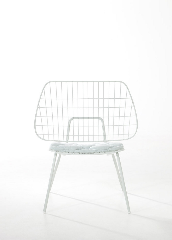 Easy Chair and Gradient Lamp by Studio WM in thisispaper.com easy chair%20front Easy Chair and Gradient Lamp by Studio WM in thisispaper.com